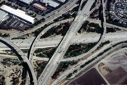 Four-way interchanges, Three-level Cloverstack Interchange, Interstate Highway I-405 interchanges with Costa Mesa Freeway, almond shape