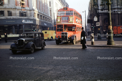 Doubledecker Bus, Cars, automobile, Burton, buildings, 1940s