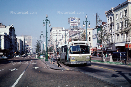 319 bus, Canal Street, New Orleans, November 1978, 1970s