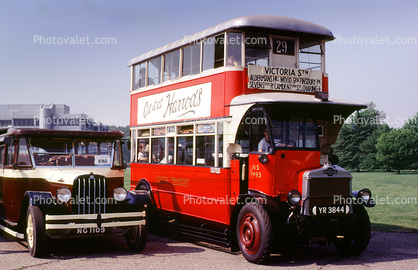 Victoria Touring bus, 1940s