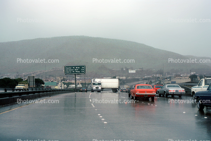 Highway 101, Rain, Wet, slippery, cars, San Bruno, California, USA, Jackknife