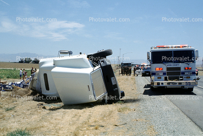 car and truck accident, Interstate Highway I-5 near Grapevine, California