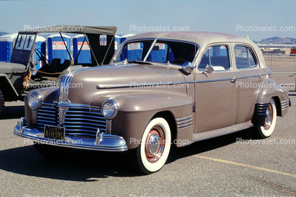 Radiator Grill, headlight, head light, lamp, headlamp, 1941 Pontiac Silver Streak, whitewall tires, automobile, 1940s