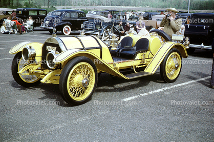 1912 Defender Touring Car, Oldsmobile, Mercer