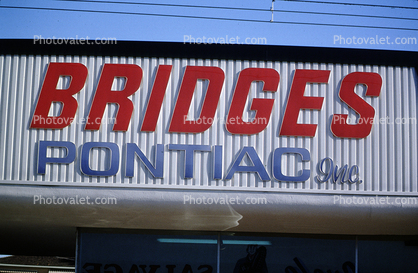 Bridges Pontiac Car Dealership