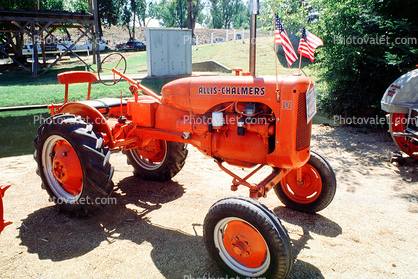 1947 Allis-Chamers Tractor