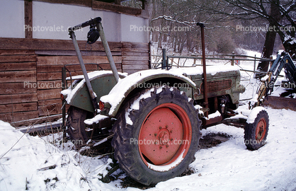 Tractor in the Snow, Cold, Ice, Chill, Chilly, Chilled, Frigid, Frosty, Frozen, Icy, Snowy, Winter, Wintry