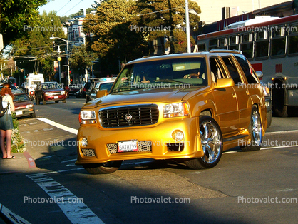 Golden SUV, automobile