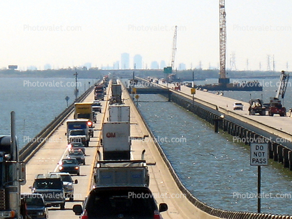 Lake Ponchartrain, Interstate, cars, automobiles, skyline, 2000's