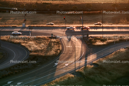 intersection off of Highway 101, Sunnyvale, looking north, Level-A traffic, Silicon Valley, cars