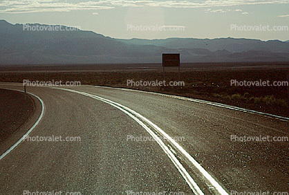 Highway, Roadway, Road, Curve