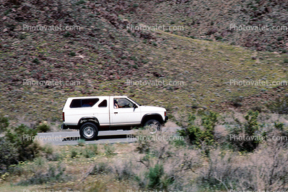 Joshua Tree National Monument, pickup truck, desert