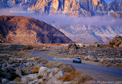 vehicle, car, fog, Eastern Sierra-Nevada Mountain Range, Owens Valley, California