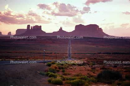Road, Roadway, Highway, Monument Valley, Utah, geologic feature, butte