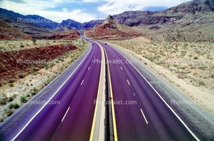 Interstate Highway I-15, dashed lines, Road, Roadway, Northwestern Arizona, vanishing point