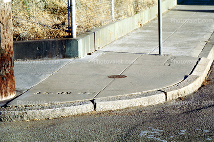 Curb, sidewalk, street, Potrero Hill