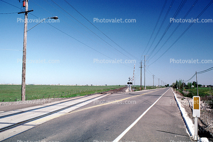 crossing gate, Road, Roadway, Highway