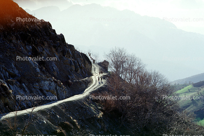 Kurdistan, Road, Roadway, precarious Highway