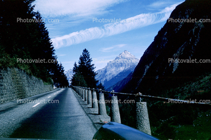 Highway, Road, sharply winding, precipitous ascent, Axenstrasse, Switzerland
