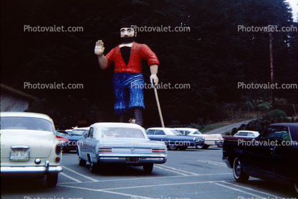 Cars, Automobiles, Vehicles, Buick, Cadillac, Paul Bunyan, tourist trap, lumberjack, 1960s
