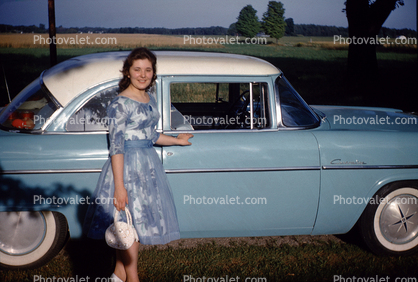 1955 Ford Customline, woman, two-door coupe, 1950s