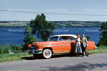 Annice and Hector, Ford Mercury, car, Canandaigua Lake, 1954, 1950s