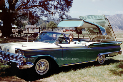 1959 Ford Galaxie Skyliner, Retractable Hardtop, whitewall tires, March 1959, 1950s