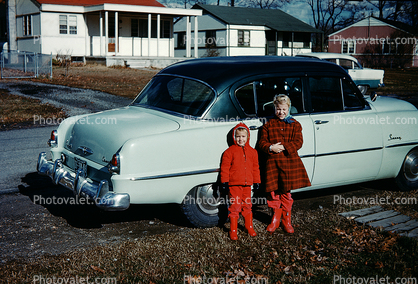 1954 Plymouth Savoy, girls, sisters, Winter Cold, boots, coats, December 1959, 1950s