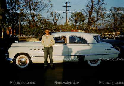 Buick Dynaflo, 4-Door Sedan, Man, 1950s