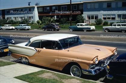 1957 Ford Fairlane, 2-door coupe, car, 1950s