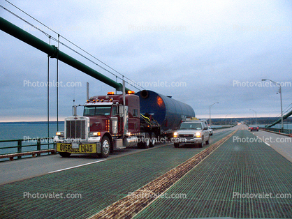 Peterbilt, Oversize Load, Mackinac Bridge