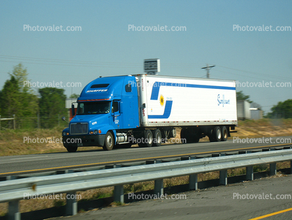 Semi-trailer truck, Semi