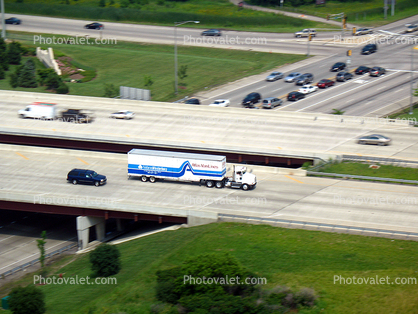 Schaumberg, Illinois, Semi-trailer truck, Interstate Highway I-290, skyway, expressway, Semi