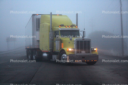 Peterbilt, Semi-trailer truck, Semi