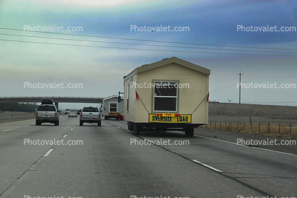 Oversize Load, Wideload, Trailer Home, Interstate Highway I-5, near Grapevine, California