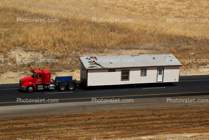 near Newman, Wide Load, oversize, trailer home, Interstate Highway I-5
