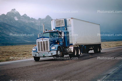 Kenworth, reefer, Semi-trailer truck, Semi, Jackson Wyoming