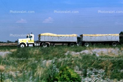 Sacramento River Delta, farm products bulk carrier