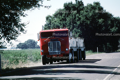 Panella, International, Tomato Truck, Sacramento River Delta, farm products bulk carrier