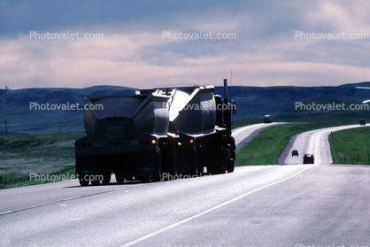 Interstate Highway I-90, Semi-trailer truck, Semi