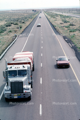 Freightliner, Interstate Highway I-40 looking west, Semi-trailer truck, Semi