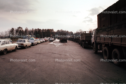 Waiting for gas near Sergiev Posad (Zagorsk), Russia