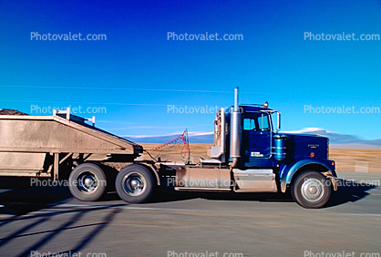 Kenworth, Semi, south of Great Sand Dunes National Monument