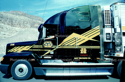 Freightliner, Interstate Highway I-15, road, Semi-trailer truck, Semi