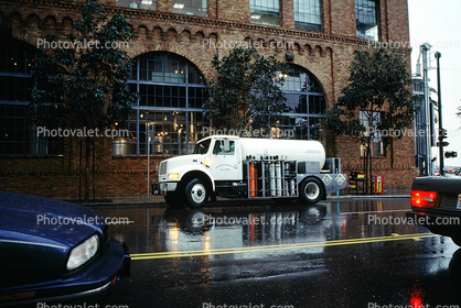 compressed gas truck, Harrison Street and the Embarcadero