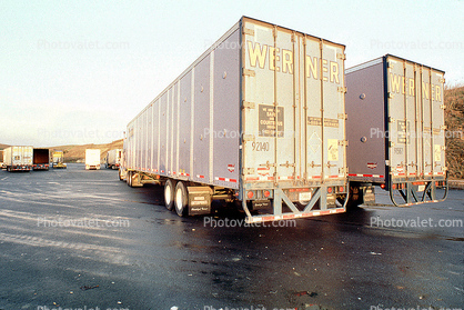 Peterbilt, Freightliner, Semi-trailer truck, Semi, Werner