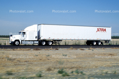 Xtra, Interstate Highway I-5 near the Grapevine, Semi-trailer truck, Semi