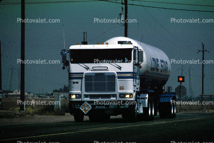 Freightliner, Compressed Gas, Lone Star Tank Truck, Central Valley, California