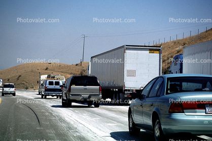Interstate Highway I-5, Grapevine, California, Semi-trailer truck, Semi