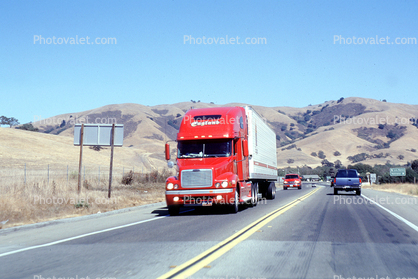 Altamont Pass, California, Semi-trailer truck, Semi